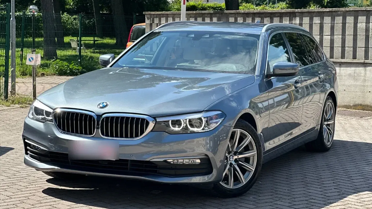 BMW 520d xDrive Touring Luxury