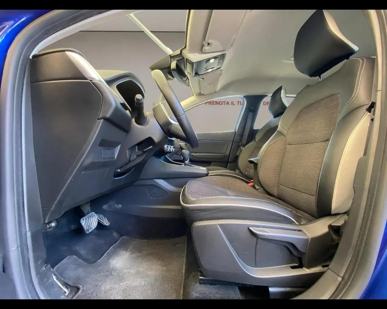 Renault Captur Plug-in Hybrid E-Tech 160 CV Engineered foto 9