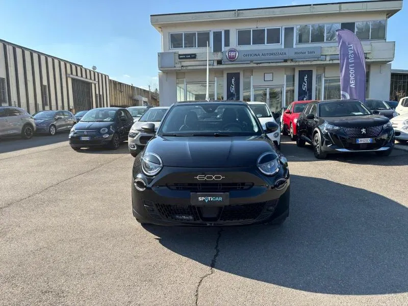 Fiat 600 PROMO 1.2 hybrid 110cv auto foto 2