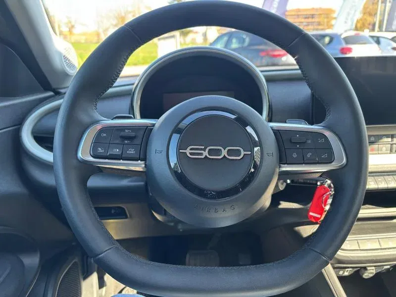 Fiat 600 PROMO 1.2 hybrid 110cv auto foto 9
