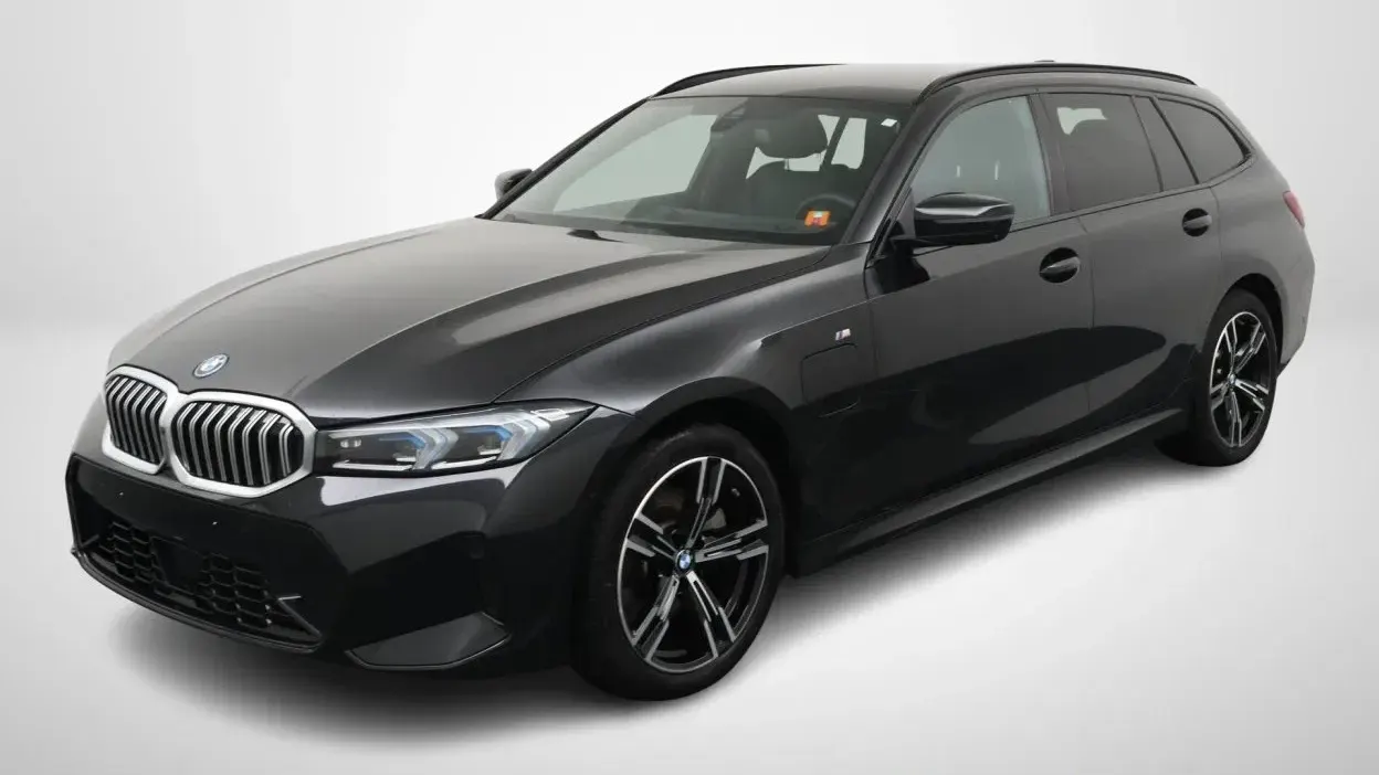BMW 330e Touring Msport