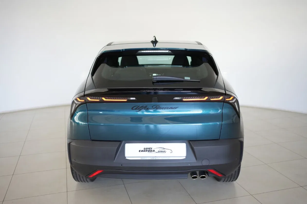 Alfa Romeo Junior 1.2 136 CV Hybrid eDCT6 foto 16