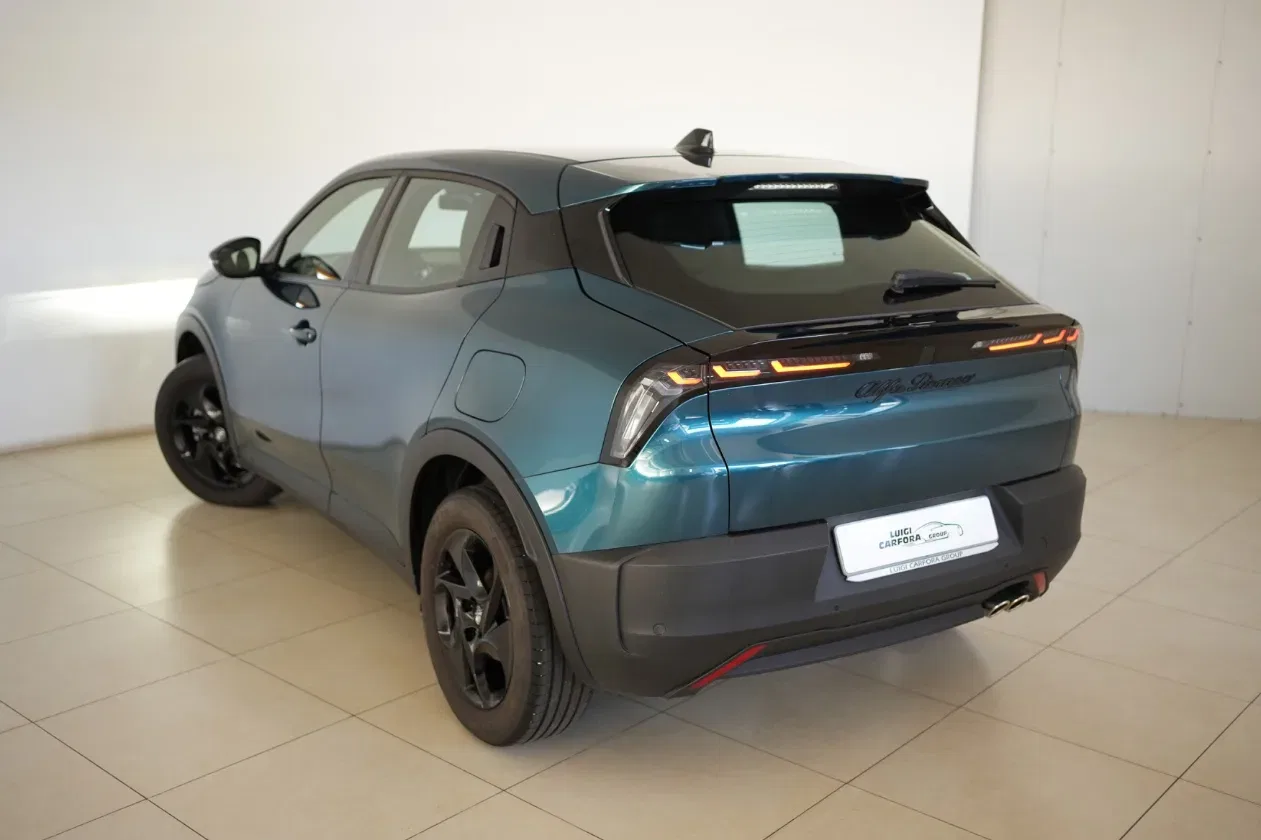 Alfa Romeo Junior 1.2 136 CV Hybrid eDCT6 foto 17
