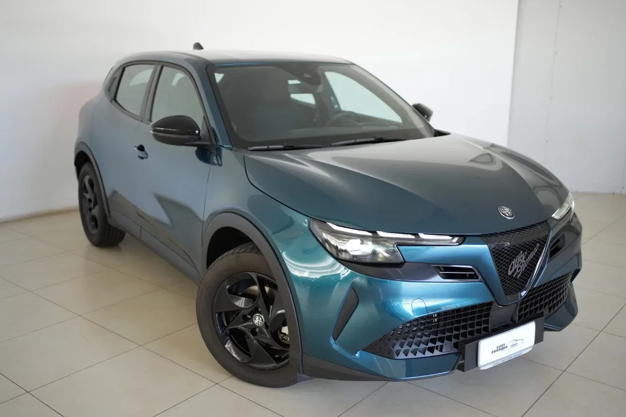 Alfa Romeo Junior 1.2 136 CV Hybrid eDCT6 foto 3