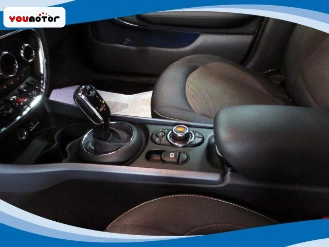 MINI Cooper Clubman 1.5 130 CV AUT EU6 foto 9
