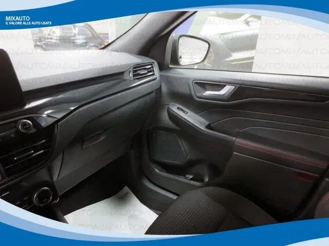 FORD Kuga 2.5 PHEV 225cv 2WD ST Line CVT EU6 foto 10