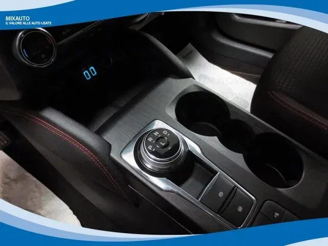 FORD Kuga 2.5 PHEV 225cv 2WD ST Line CVT EU6 foto 8