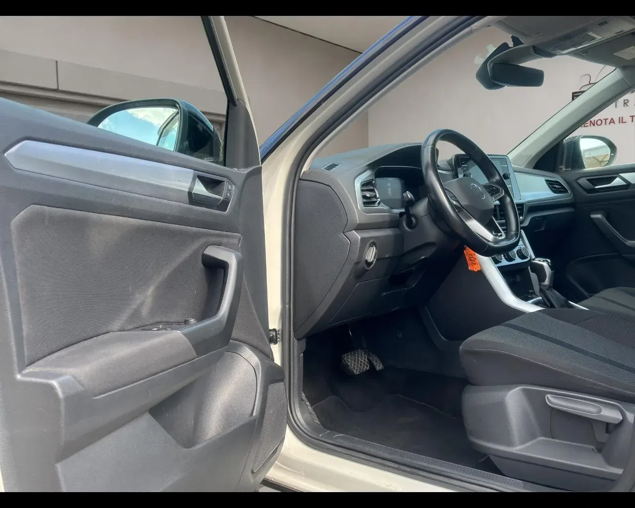 Volkswagen T-Roc 1.5 TSI ACT DSG Life foto 19
