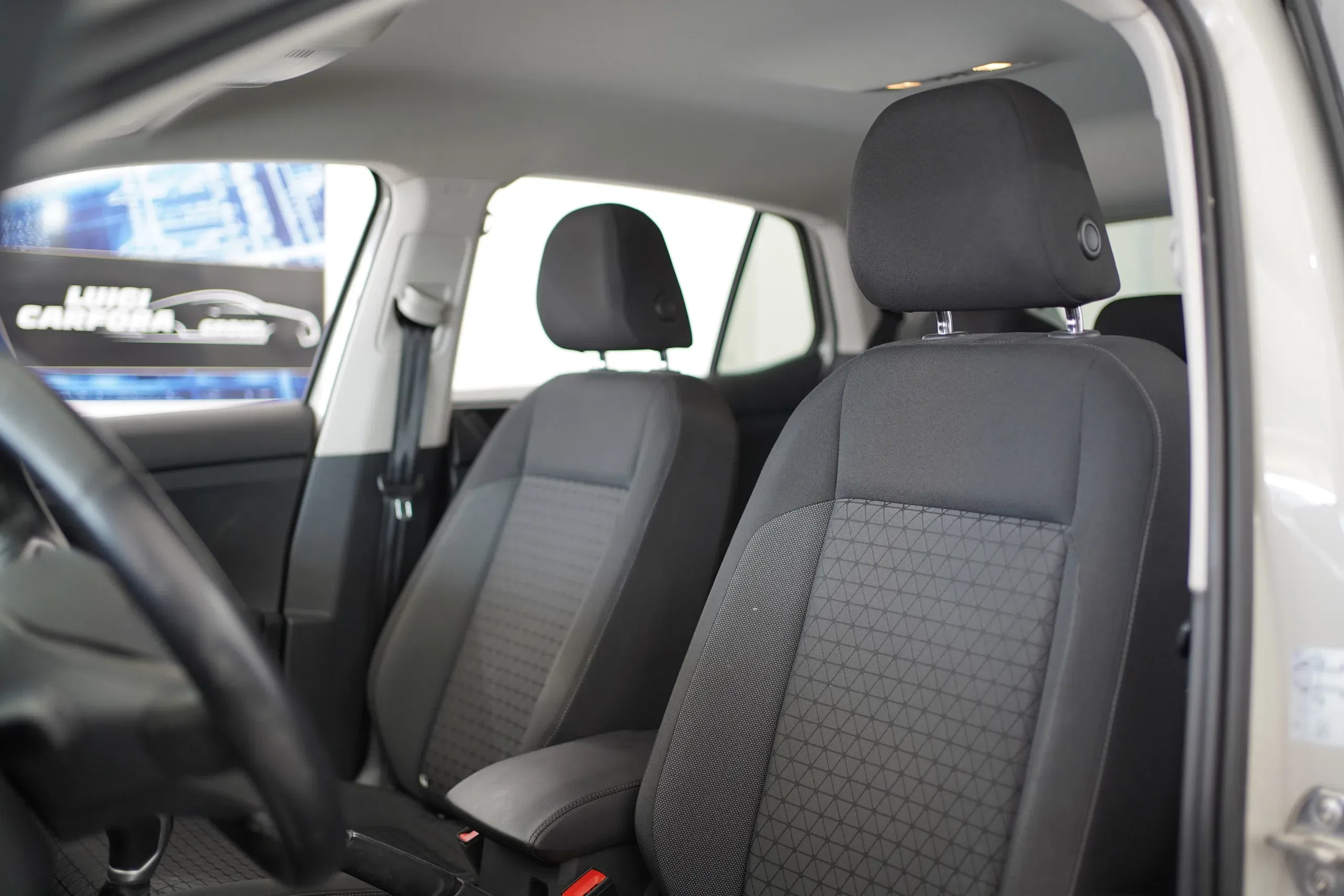 Volkswagen T-Cross 1.0 TSI 110 CV Style foto 8