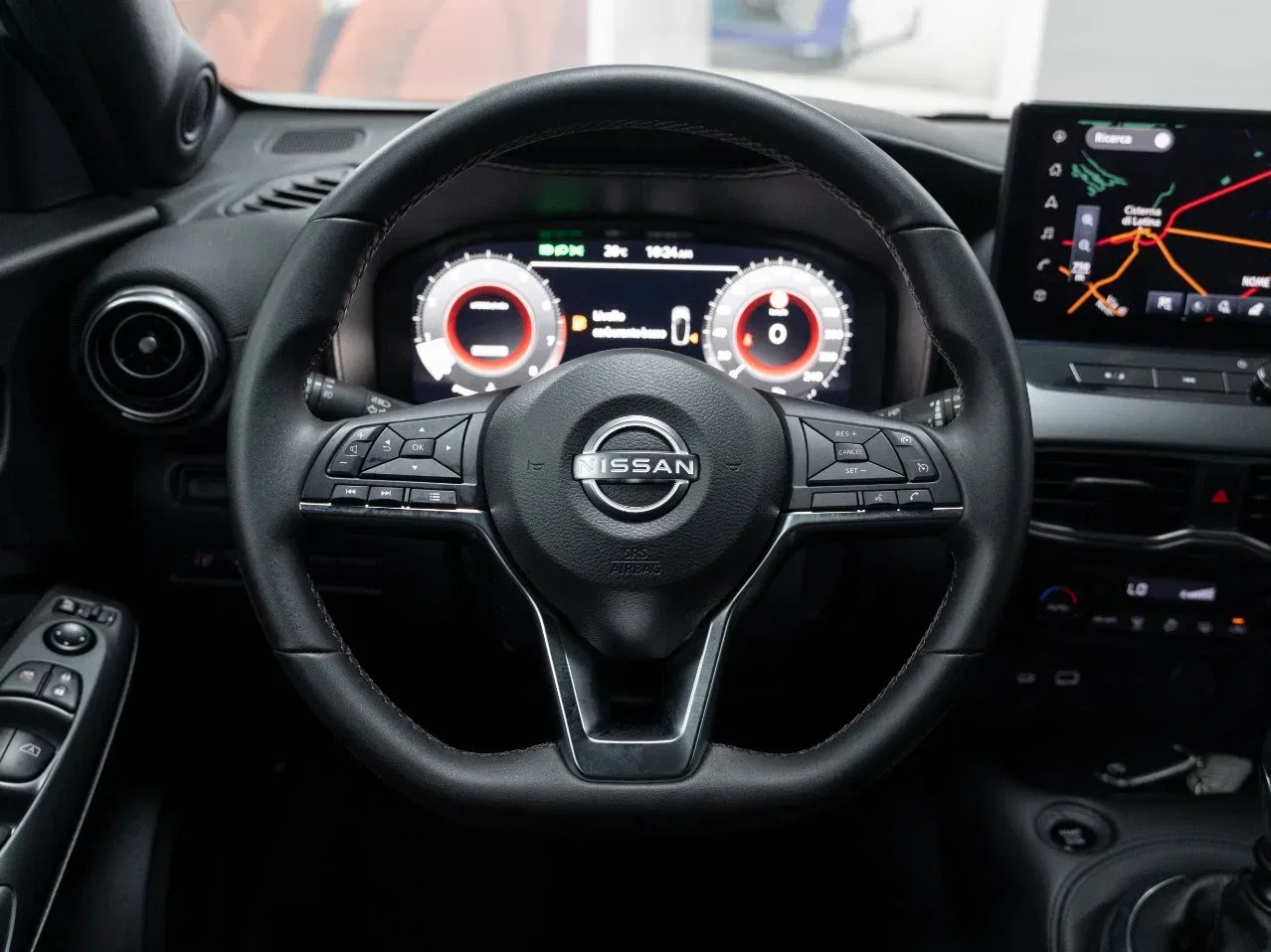 Nissan Juke 1.0 DIG-T N-Connecta 114CV foto 12