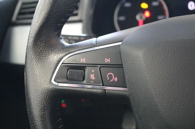 SEAT Arona 1.6 TDI 95 CV Style foto 11