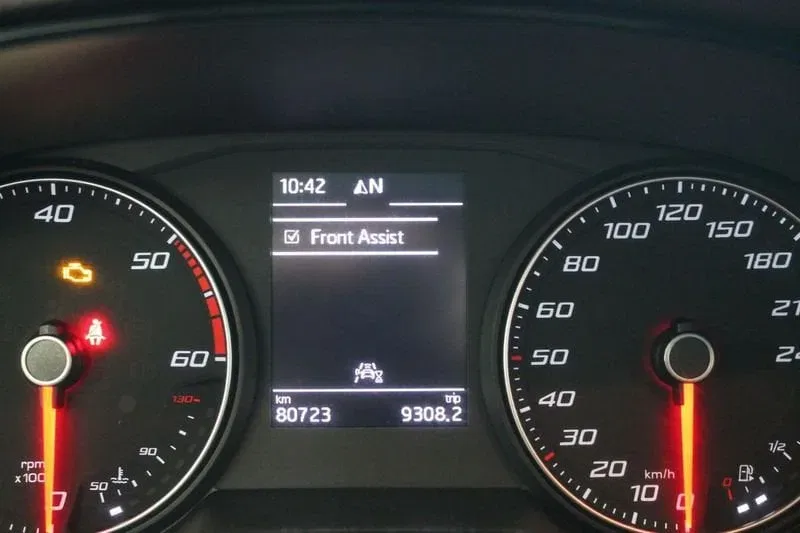 SEAT Arona 1.6 TDI 95 CV Style foto 26
