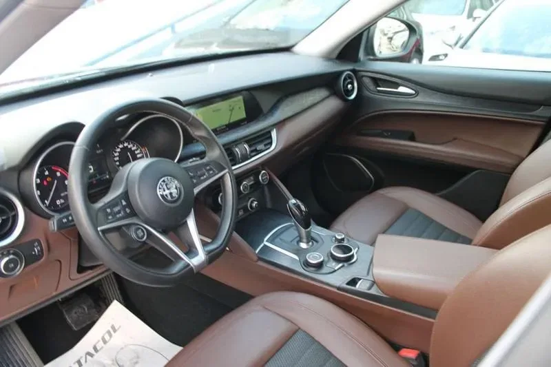 Alfa Romeo Stelvio 2.2 Turbodiesel 190 CV AT8 Q4 Executive foto 7