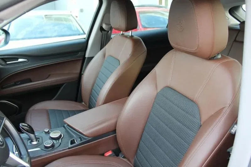 Alfa Romeo Stelvio 2.2 Turbodiesel 190 CV AT8 Q4 Executive foto 8