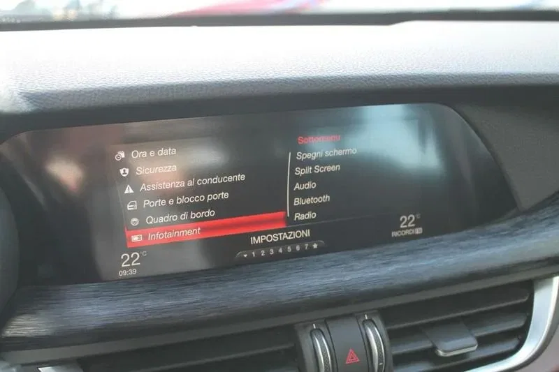 Alfa Romeo Stelvio 2.2 Turbodiesel 190 CV AT8 Q4 Executive foto 22