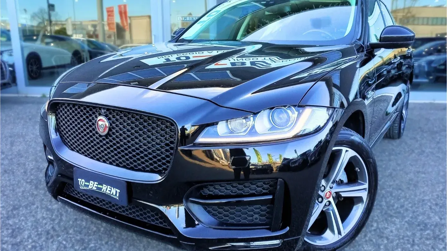 Jaguar F-Pace 2.0 D 240 CV AWD aut. R-Sport