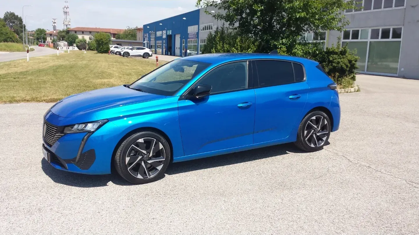 Peugeot 308 BlueHDi 130 S&S EAT8 GT