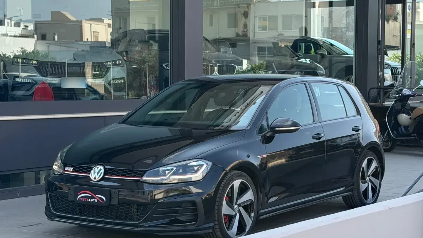 Volkswagen Golf GTI Perf. 2.0 245CV TSI DSG 5p. BMT