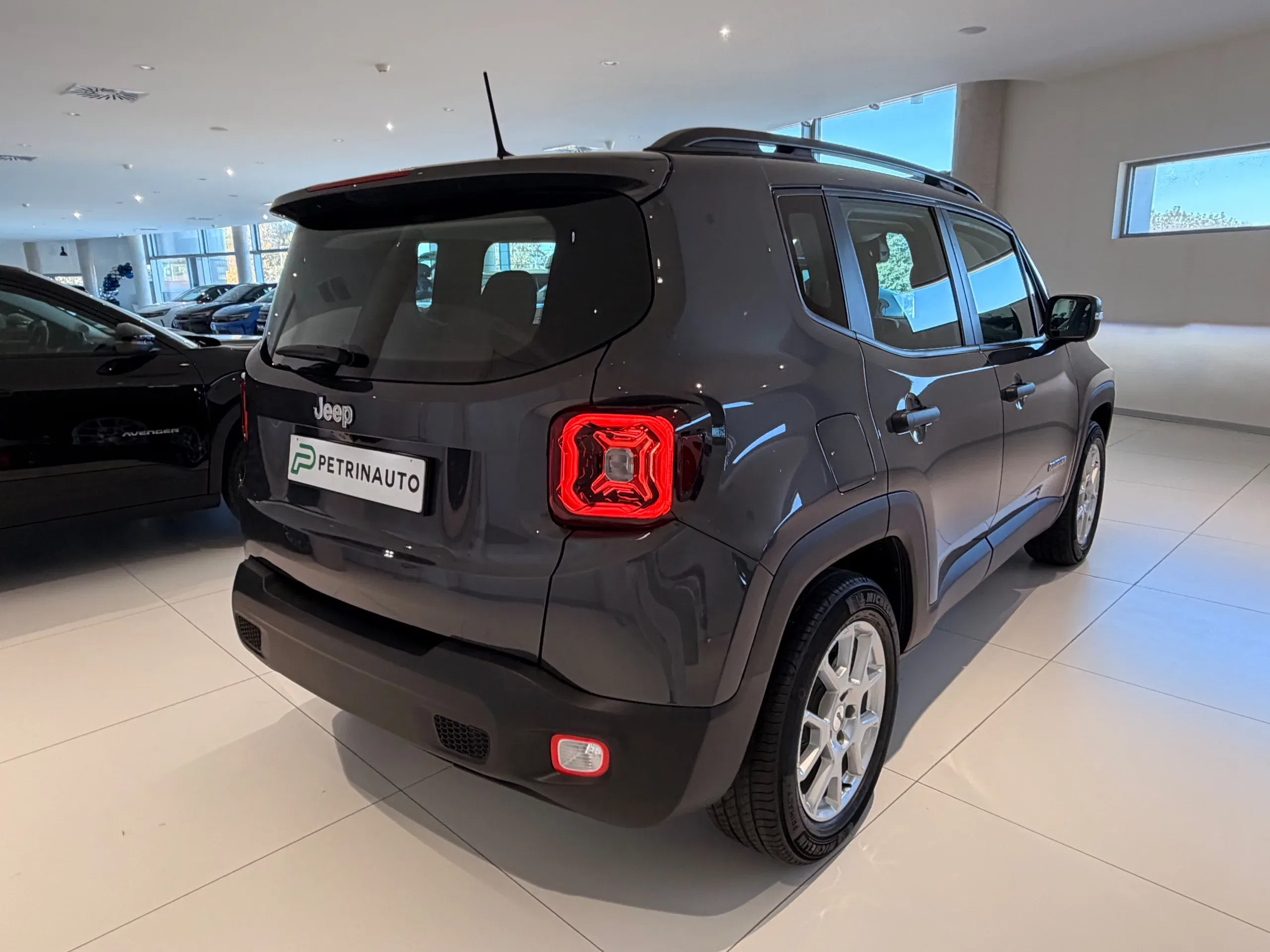Jeep Renegade 1.5 turbo t4 mhev Altitude 2wd dct Km Zero Nazionale foto 8