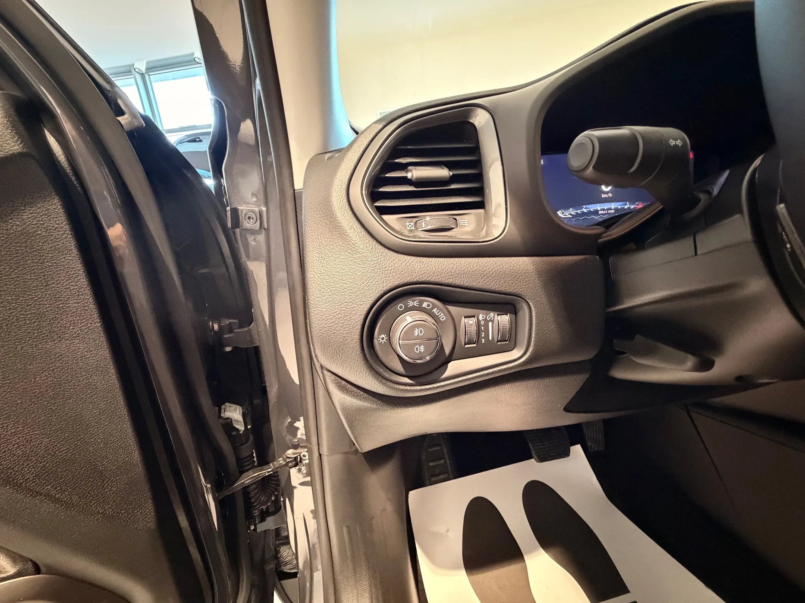 Jeep Renegade 1.5 turbo t4 mhev Altitude 2wd dct Km Zero Nazionale foto 12