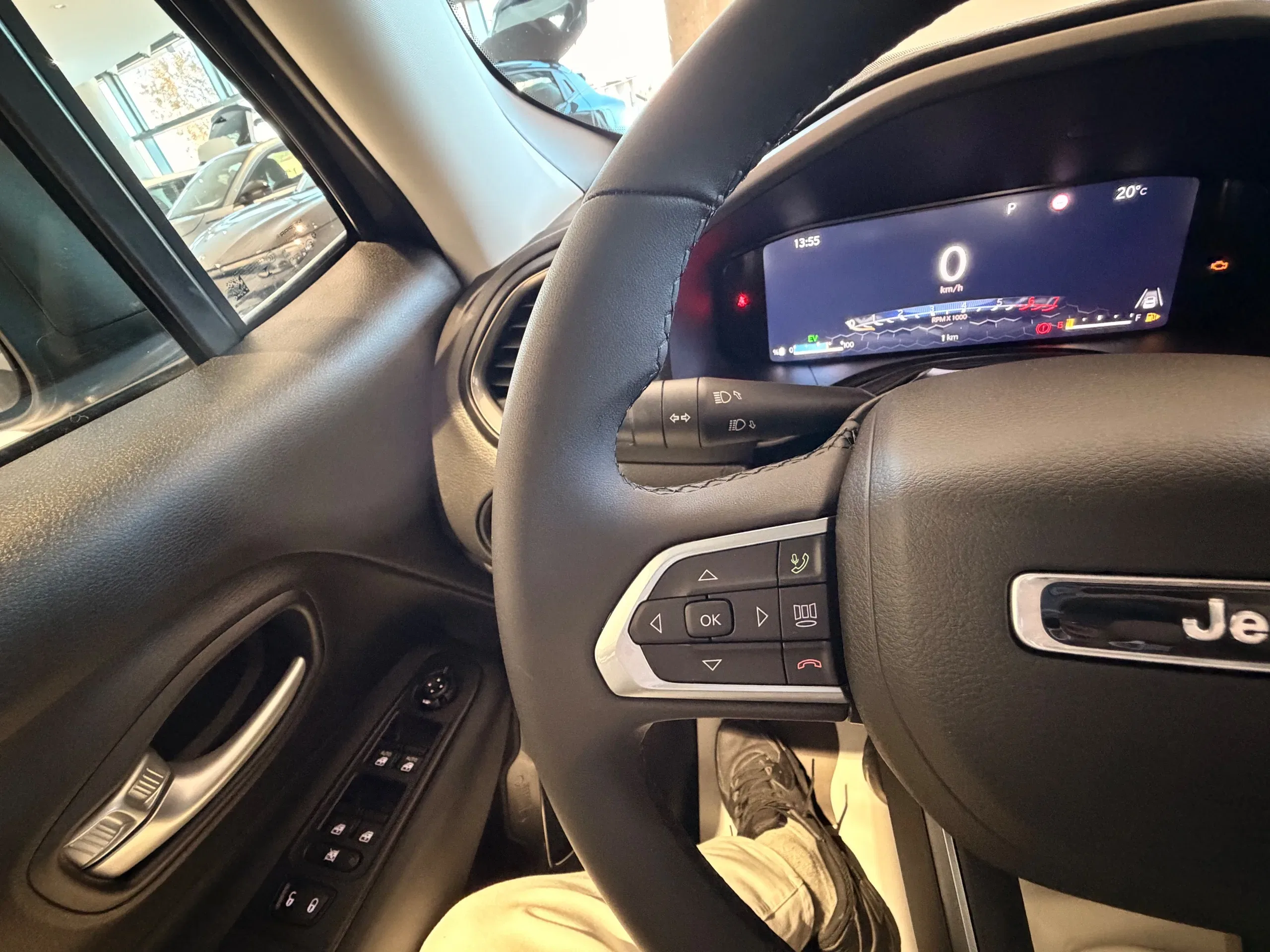 Jeep Renegade 1.5 turbo t4 mhev Altitude 2wd dct Km Zero Nazionale foto 14