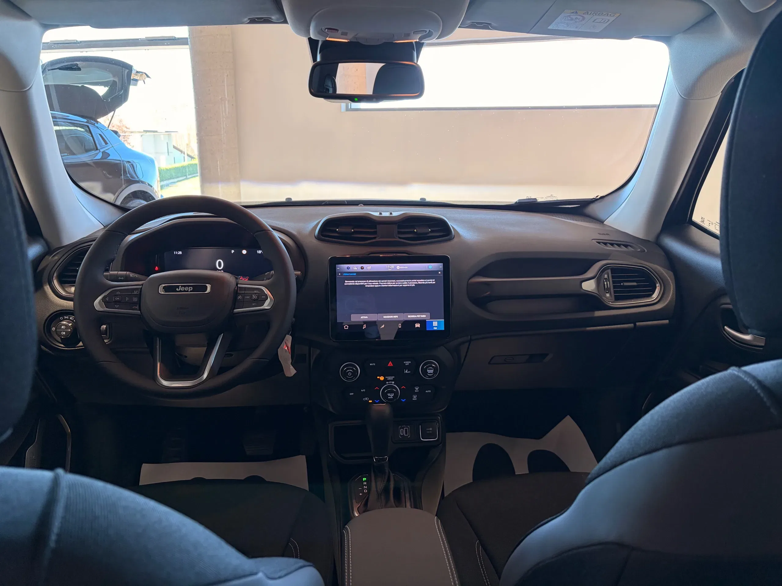 Jeep Renegade 1.5 turbo t4 mhev Altitude 2wd dct Km Zero Nazionale foto 24