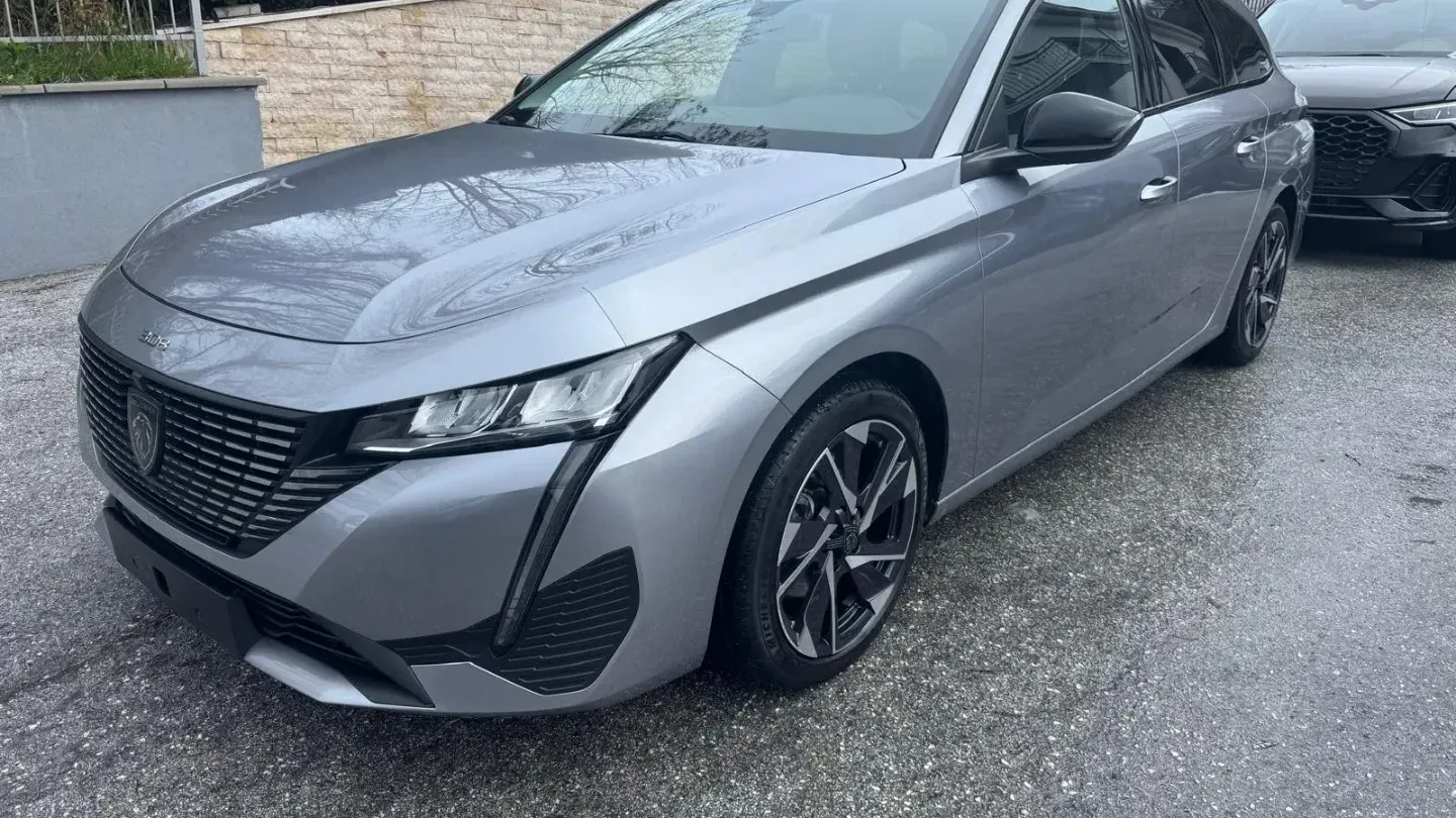Peugeot 308 BlueHDi 130 S&S EAT8 SW Allure