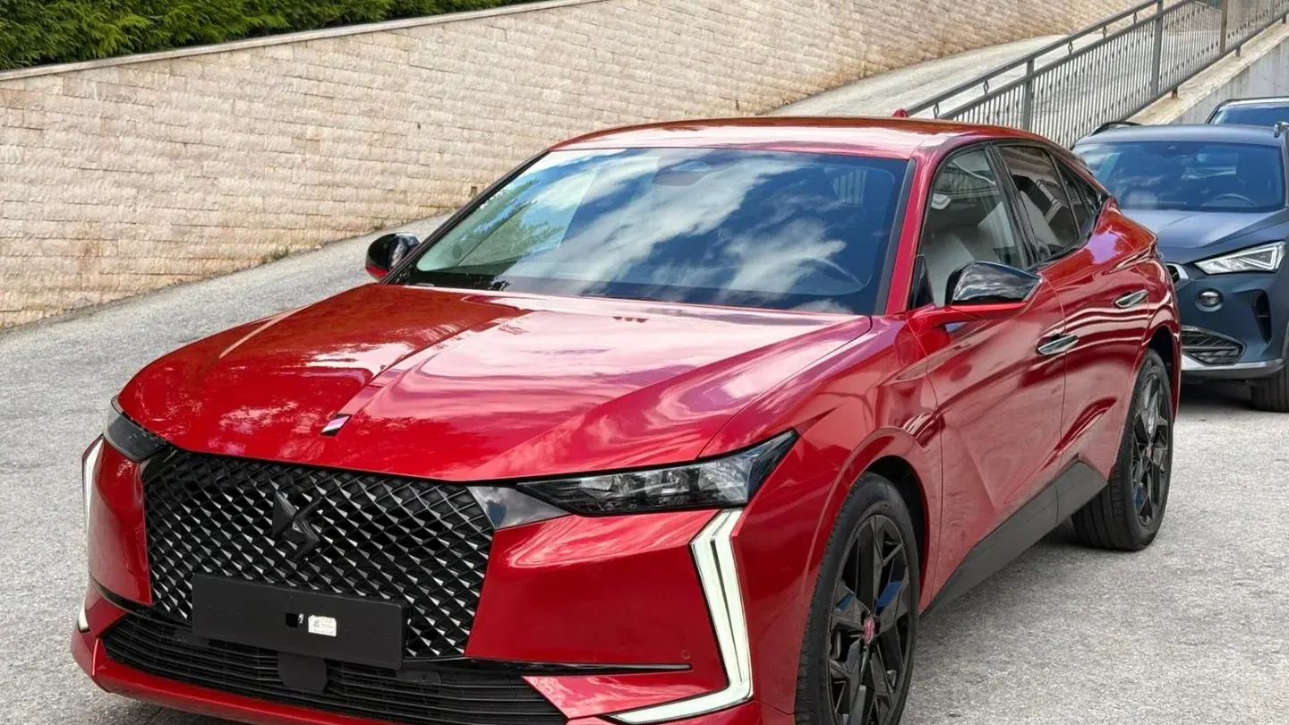 DS Automobiles DS 4 BlueHDi 130 aut. Performance Line