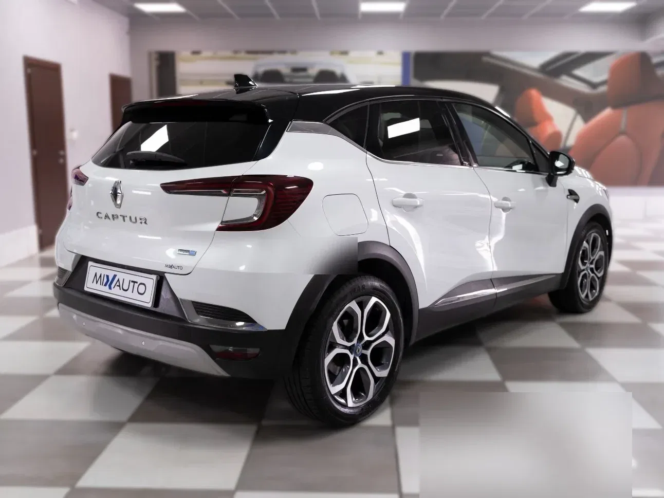 Renault Captur 1.6 E-Tech Full Hybrid Intens 145CV Auto foto 5
