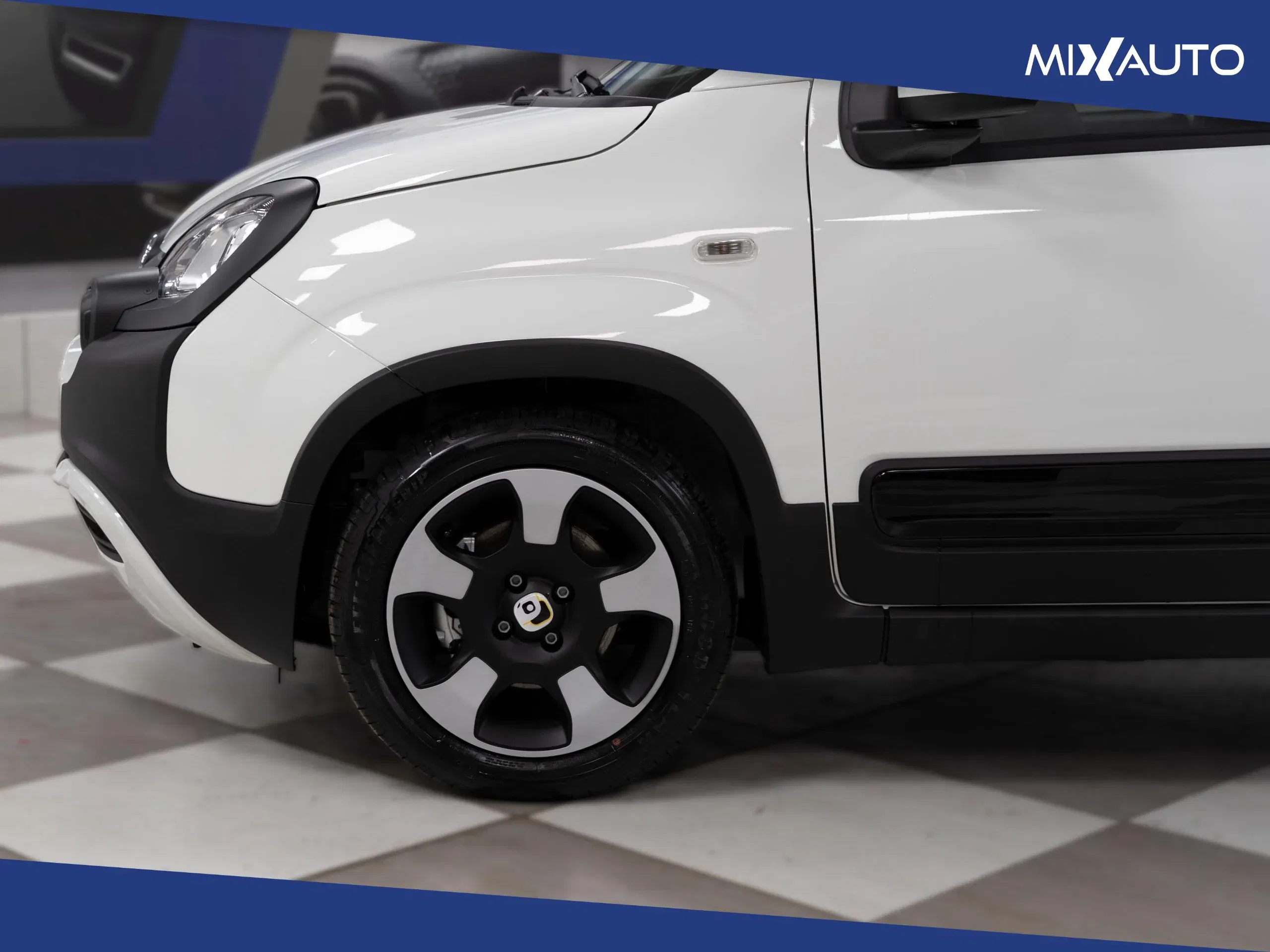 Fiat Panda Pandina Cross 1.0 Firefly Hybrid S&S 70CV foto 8