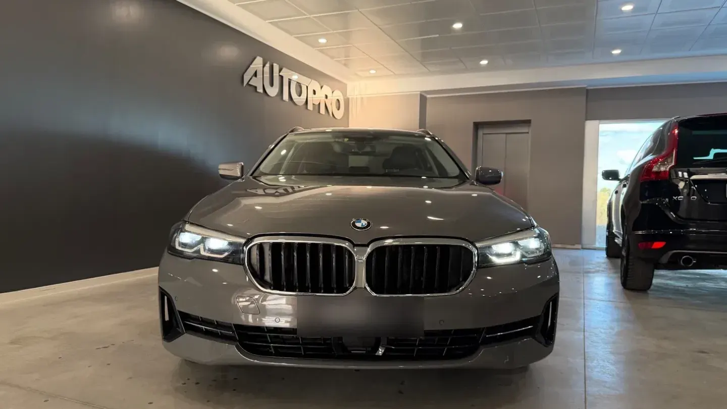 BMW 520d 48V xDrive Touring Luxury