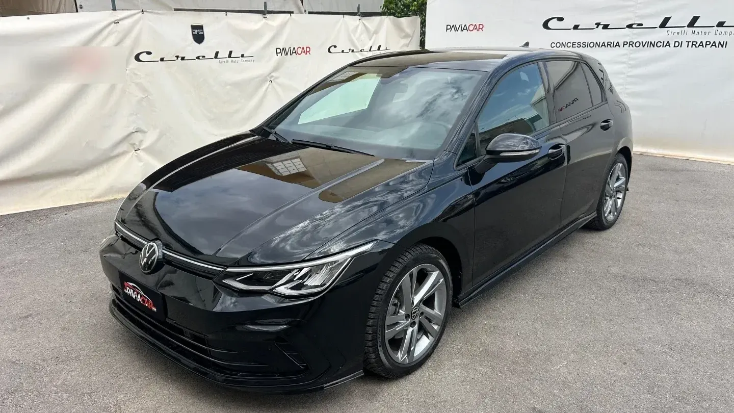 Volkswagen Golf 1.5 eTSI 130 CV EVO ACT DSG R-Line