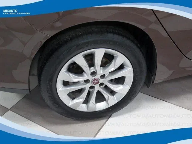 FIAT Tipo 1.4 95CV 5 Porte Lounge EU6B foto 17