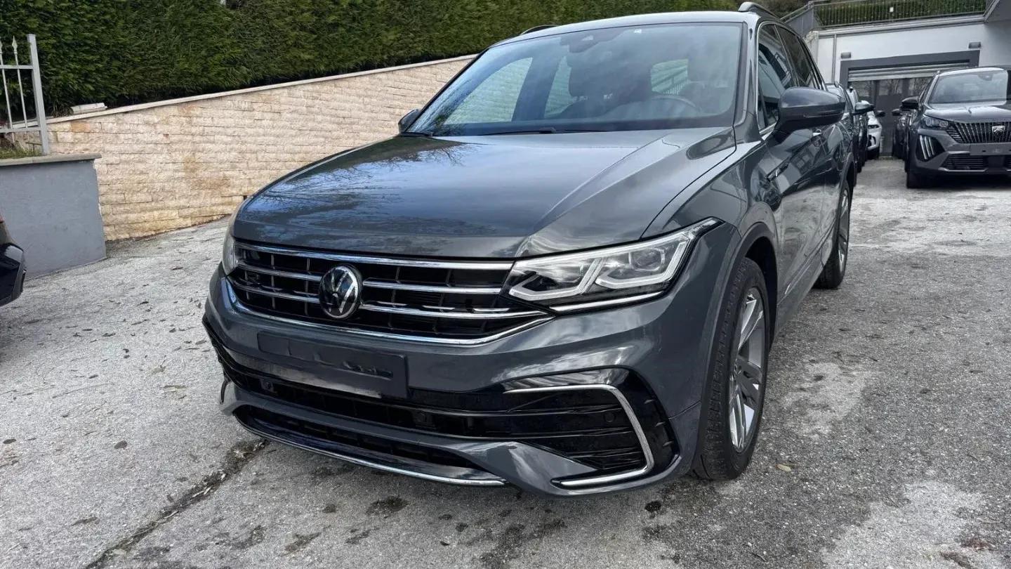 Volkswagen Tiguan 2.0 TDI 150 CV EVO DSG R-Line