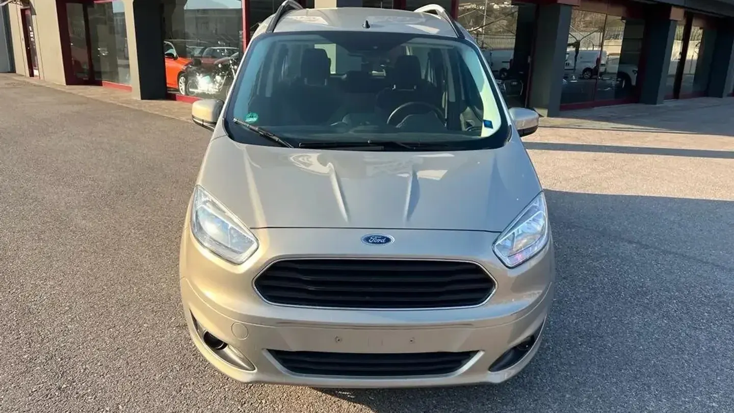 Ford Tourneo Courier 1.0 EcoBoost 100 CV CON GANCIO TRAINO