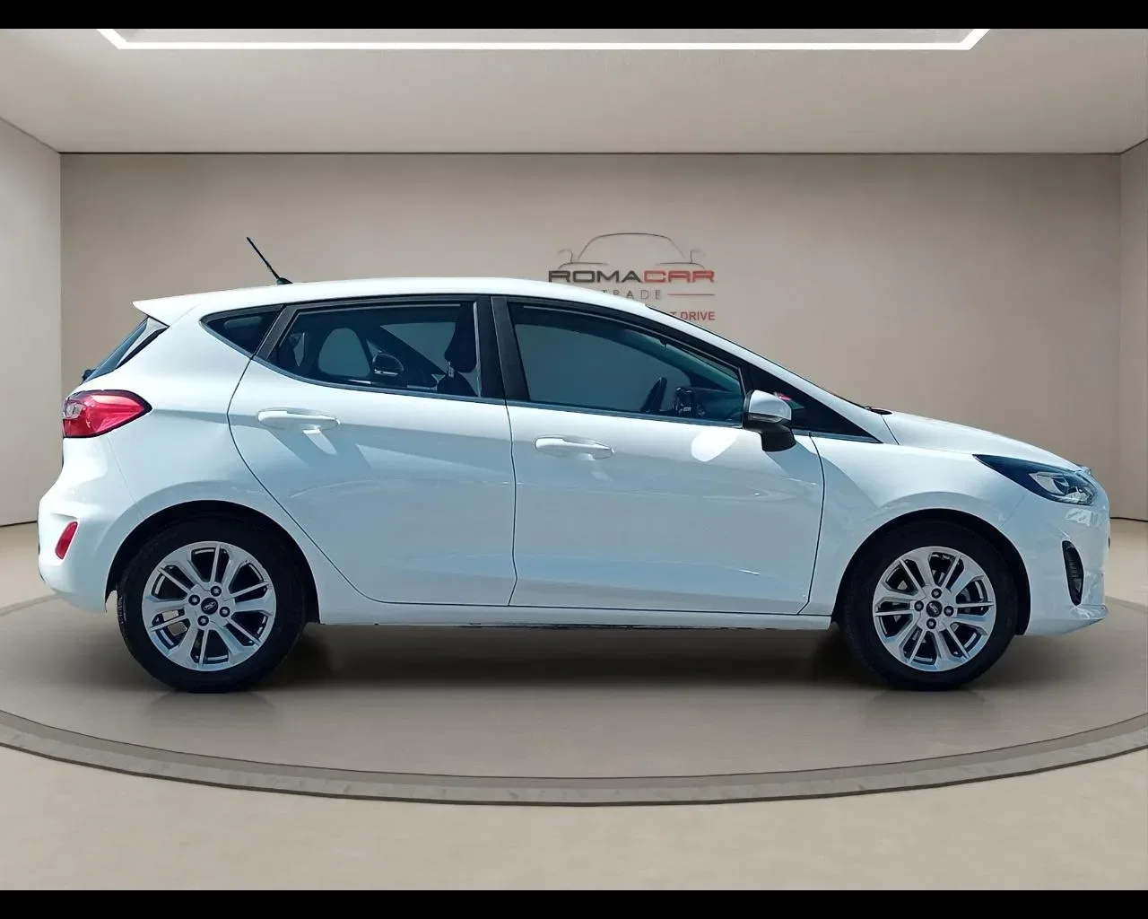 Ford Fiesta 1.0 Ecoboost Hybrid 125 CV 5 porte Active foto 4
