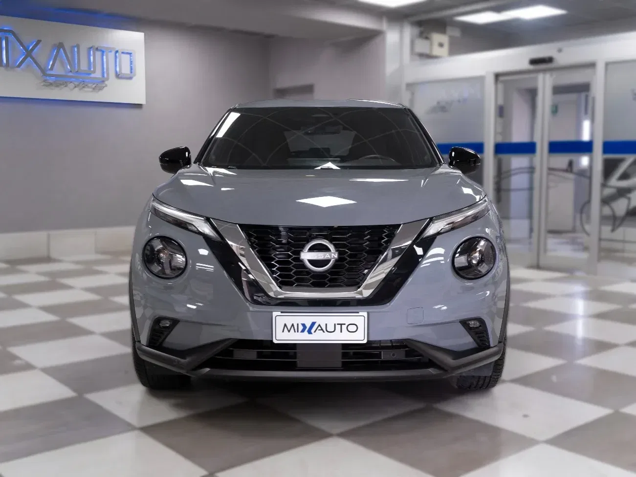 Nissan Juke 1.0 DIG-T N-Connecta 114CV DCT foto 2