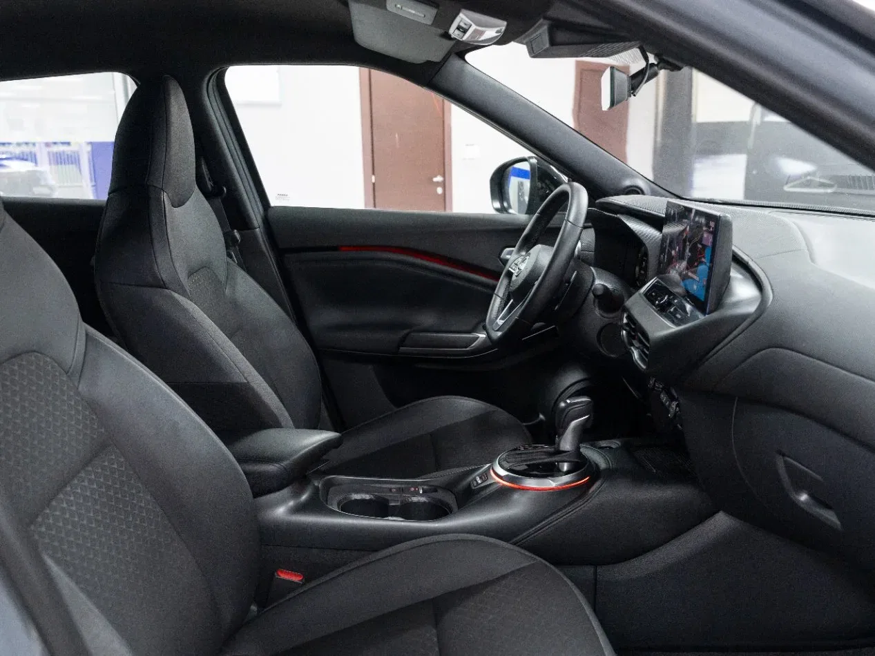 Nissan Juke 1.0 DIG-T N-Connecta 114CV DCT foto 14