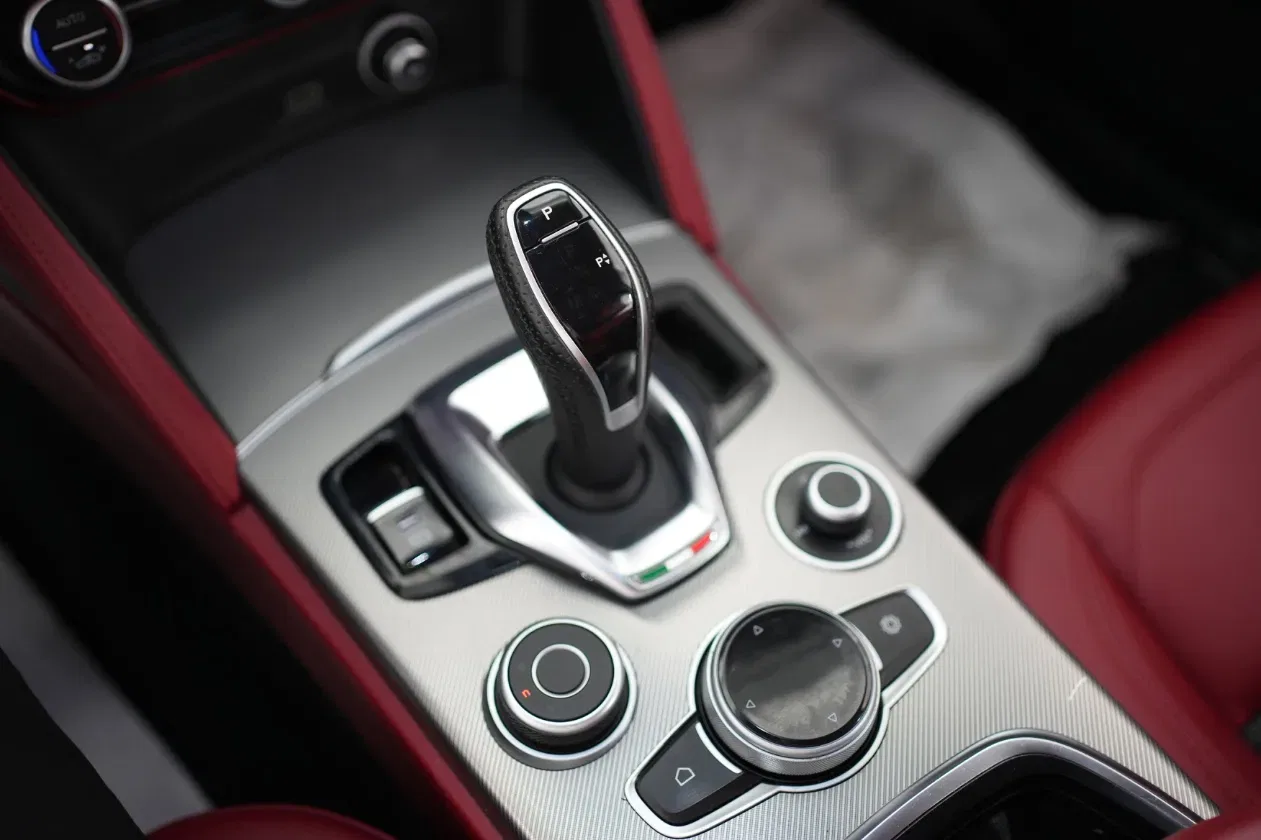 Alfa Romeo Stelvio 2.2 Turbodiesel 190 CV AT8 Q4 Business foto 6