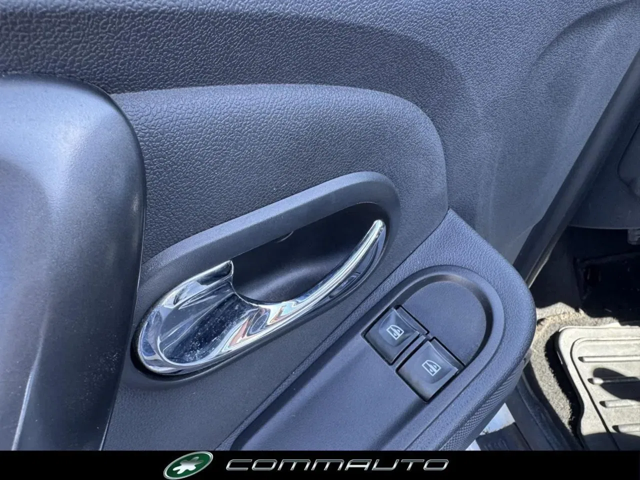 Dacia Duster 1.5 dCi 110CV 4x2 Lauréate foto 11