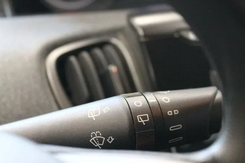 Lancia Ypsilon 1.0 FireFly 5 porte S&S Hybrid Ecochic Silver foto 19