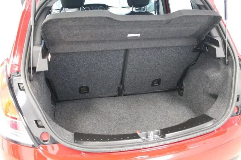 Lancia Ypsilon 1.0 FireFly 5 porte S&S Hybrid Ecochic Silver foto 21