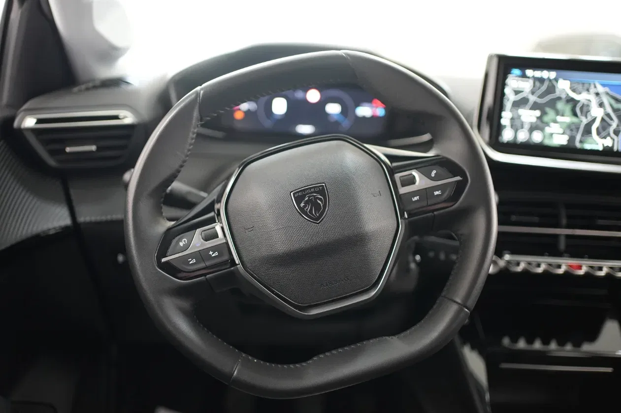 Peugeot 208 PureTech 100 Stop&Start 5 porte Allure foto 12