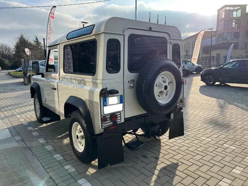 Land Rover Defender 90 SW Defender 90 2.5 tdi County foto 7