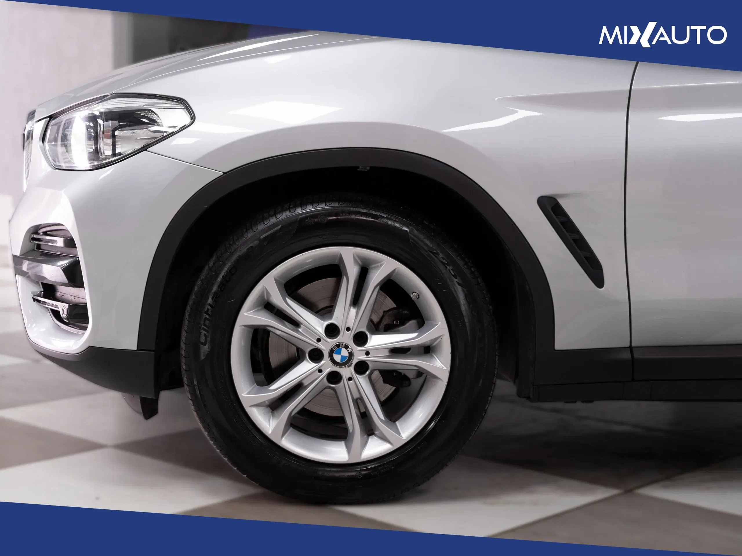 BMW X3 xDrive20d X-Line 190cv Auto foto 8