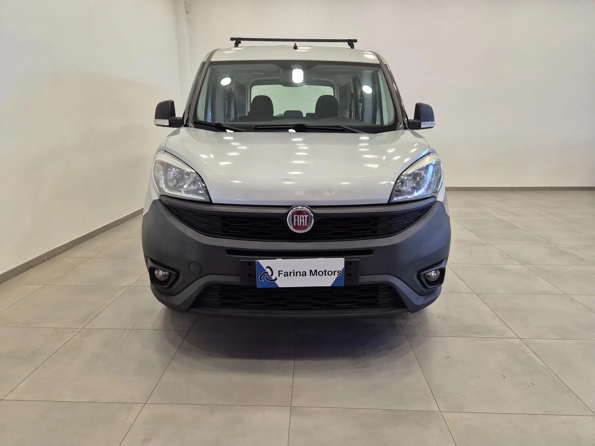 Fiat Doblo 1.4 16v Pop 95cv -NEOPATENTATI - UNIPROPRIETARIO - Sens. Park. foto 2