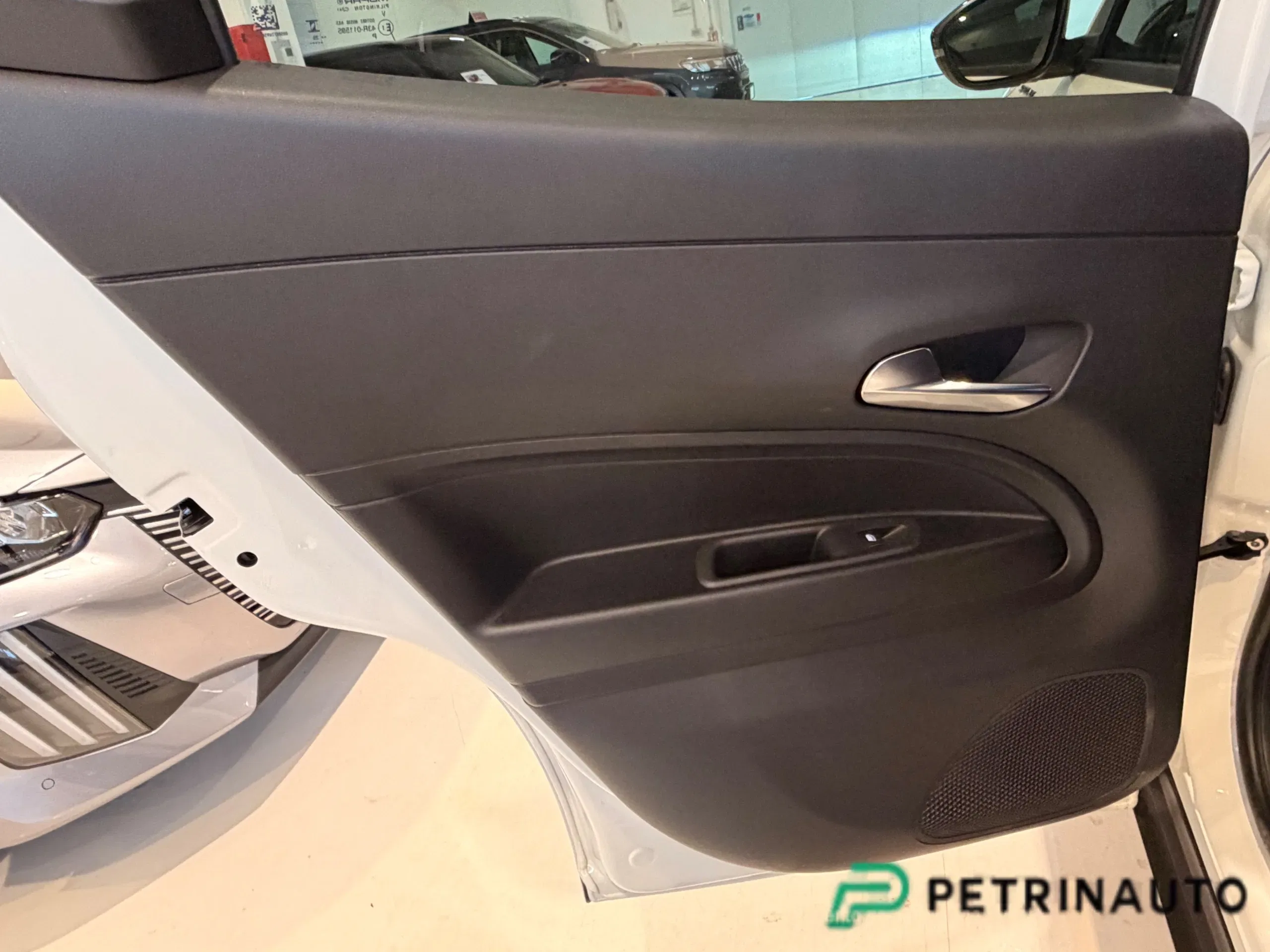 Alfa Romeo Junior 1.2 ibrida Speciale 145cv edct6 Pack Tecno // USO PETRINAUTO // foto 21