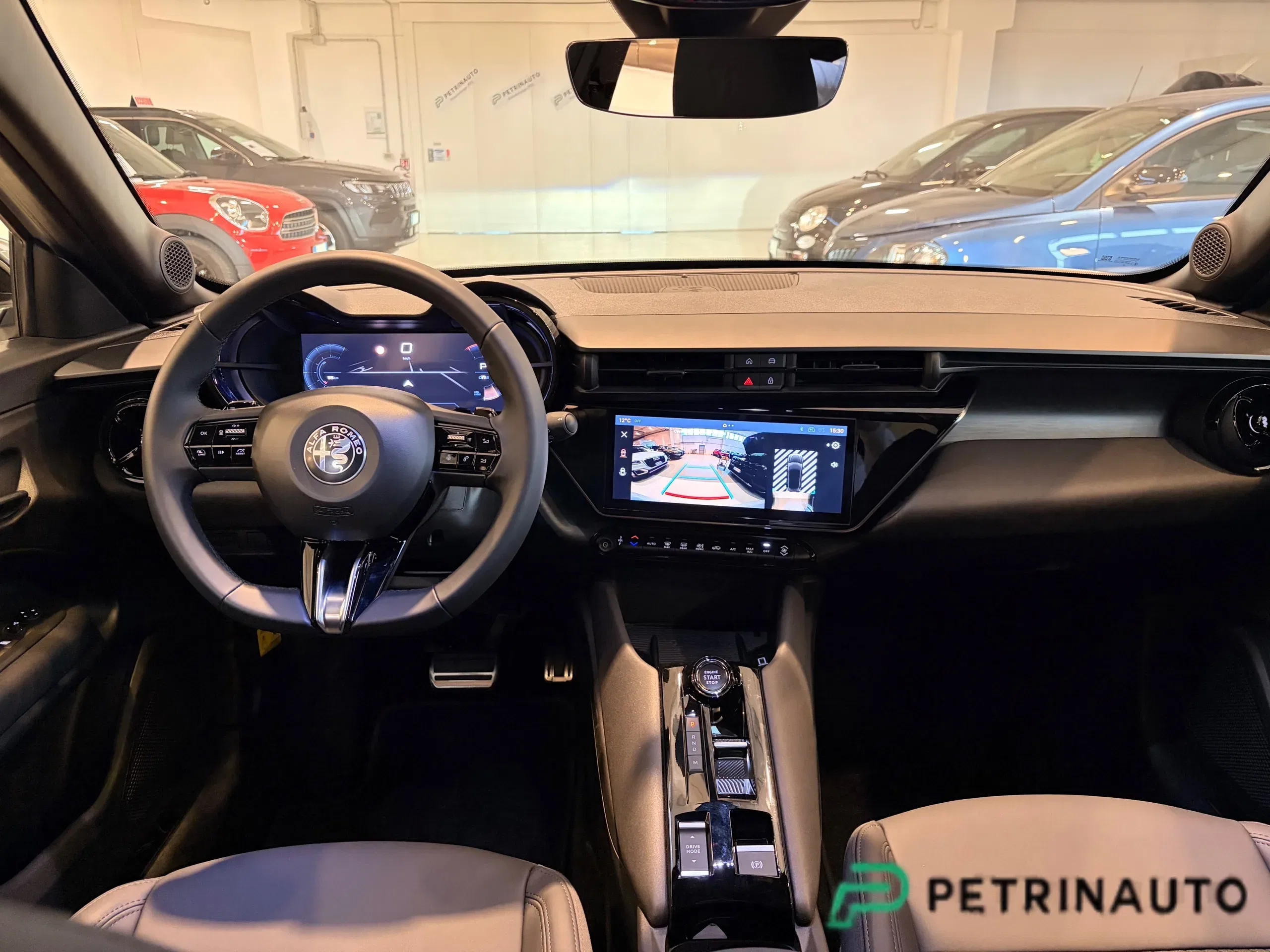 Alfa Romeo Junior 1.2 ibrida Speciale 145cv edct6 Pack Tecno // USO PETRINAUTO // foto 23