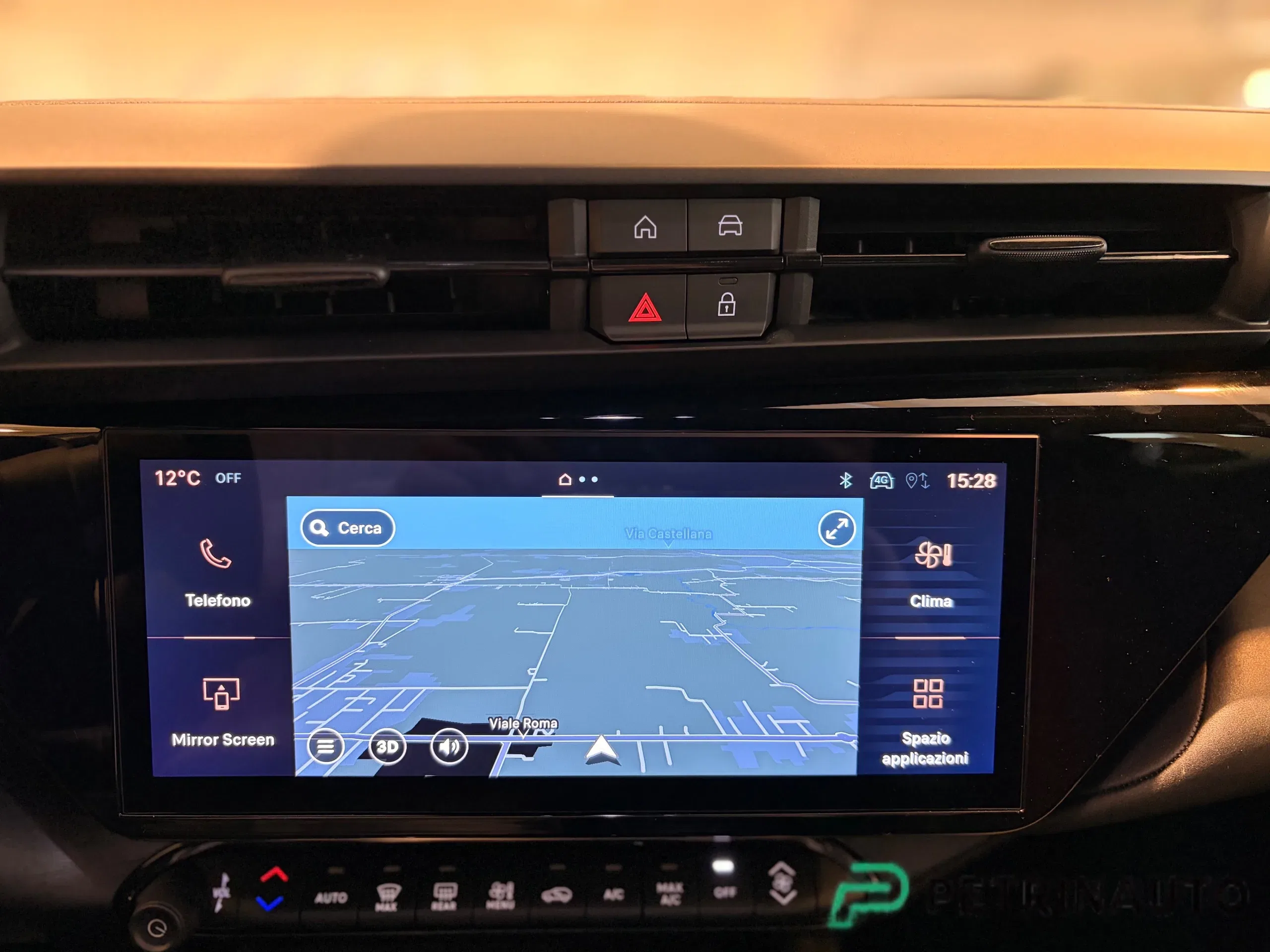 Alfa Romeo Junior 1.2 ibrida Speciale 145cv edct6 Pack Tecno // USO PETRINAUTO // foto 17