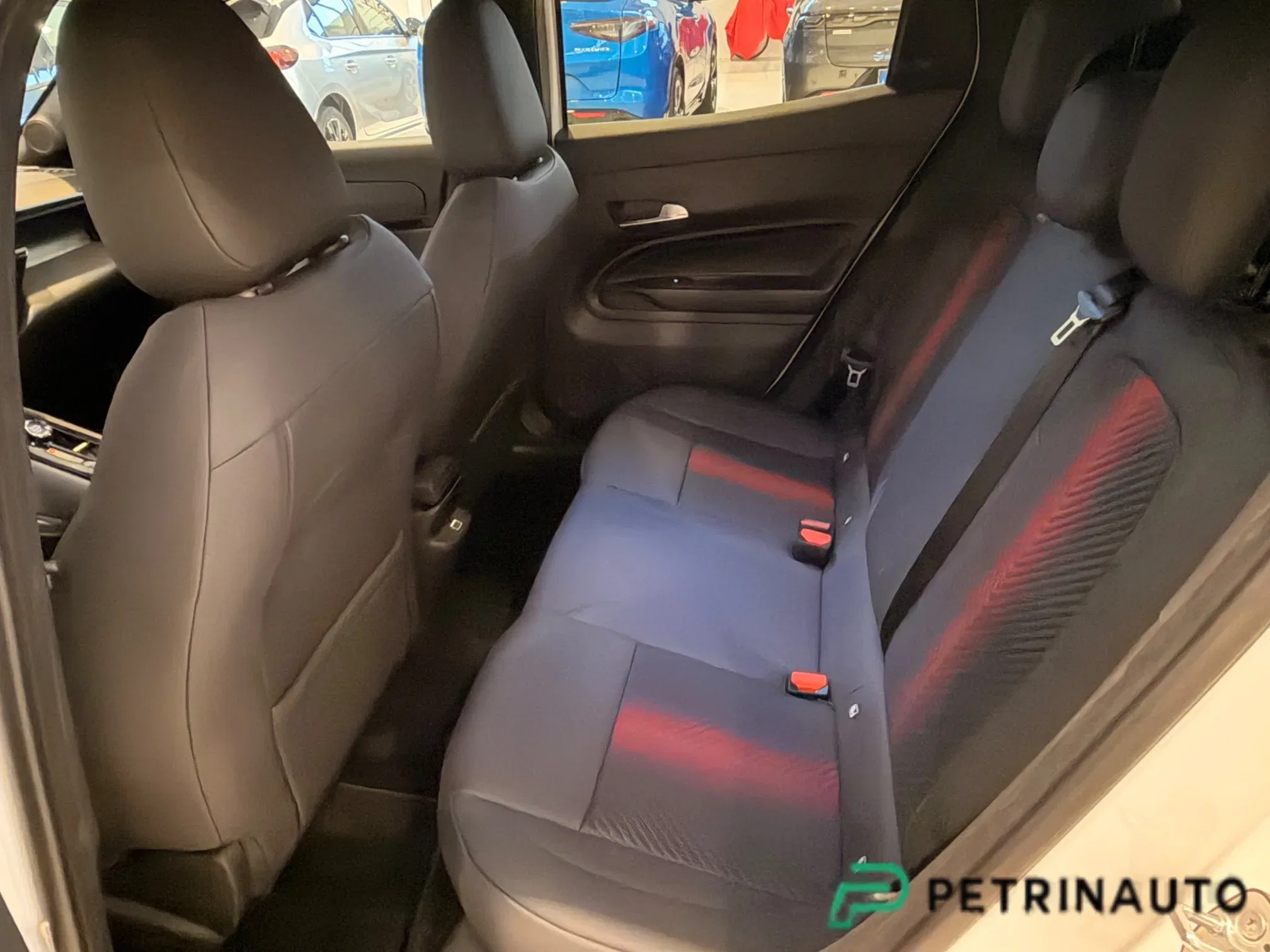 Alfa Romeo Junior 1.2 ibrida Speciale 145cv edct6 Pack Tecno // USO PETRINAUTO // foto 22